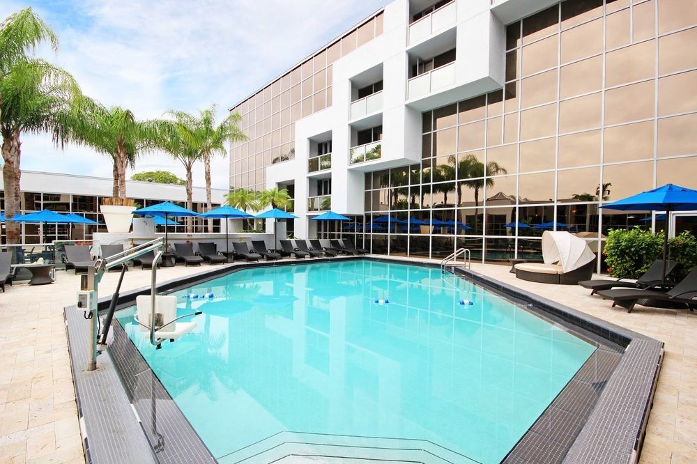 Sawgrass Grand Hotel And Suites Sports Complex 黎明城 外观 照片