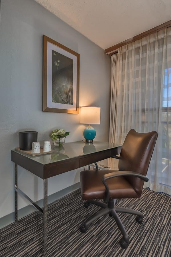 Sawgrass Grand Hotel And Suites Sports Complex 黎明城 客房 照片