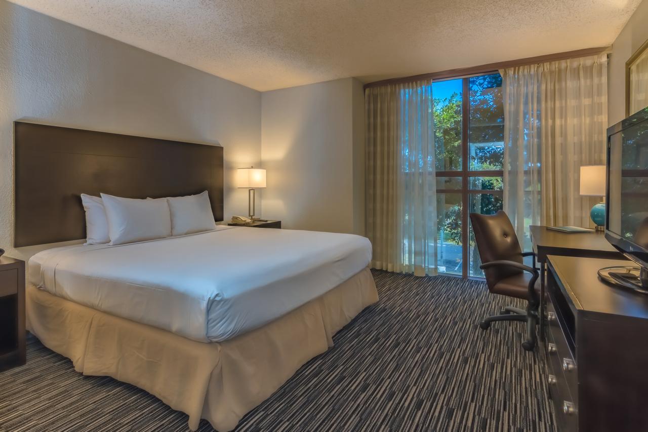 Sawgrass Grand Hotel And Suites Sports Complex 黎明城 外观 照片