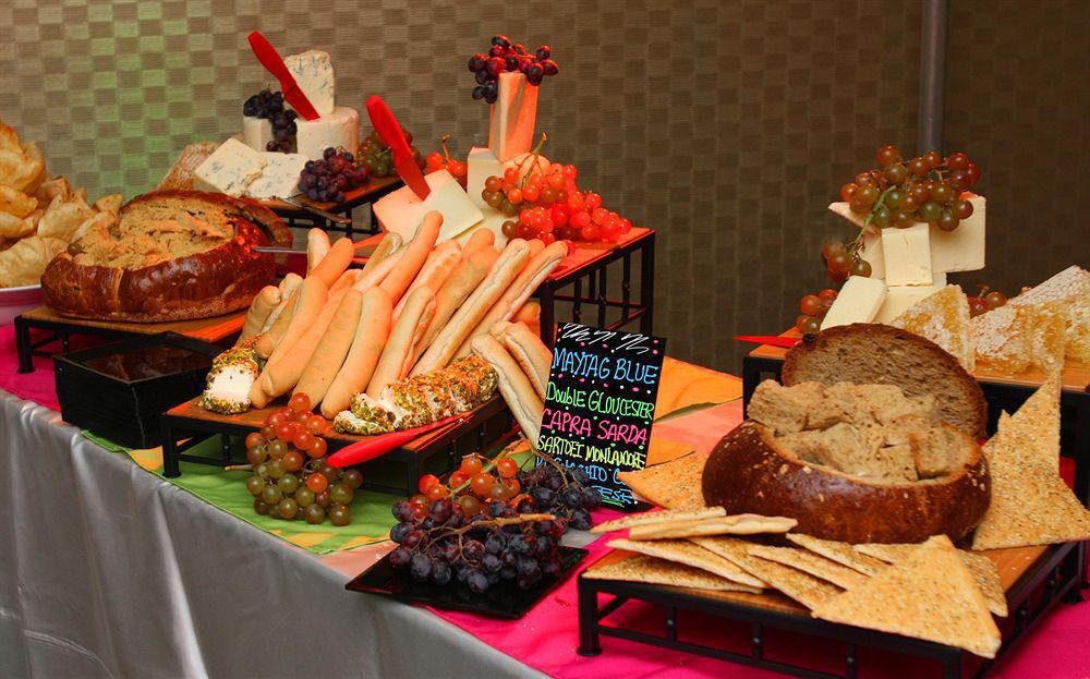 Sawgrass Grand Hotel And Suites Sports Complex 黎明城 餐厅 照片
